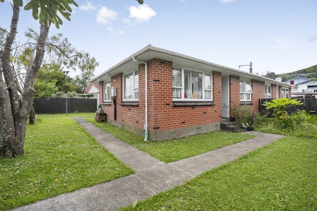 68 Seddon Street, Wallaceville, Upper Hutt - Carousel 1