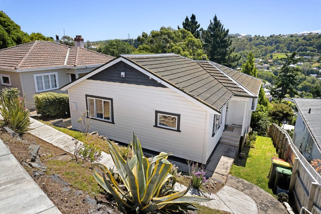 44 Ryehill Street, Calton Hill, Dunedin - Carousel 1