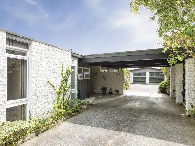 11 Rakino Place, Awapuni, Palmerston North - Carousel 18