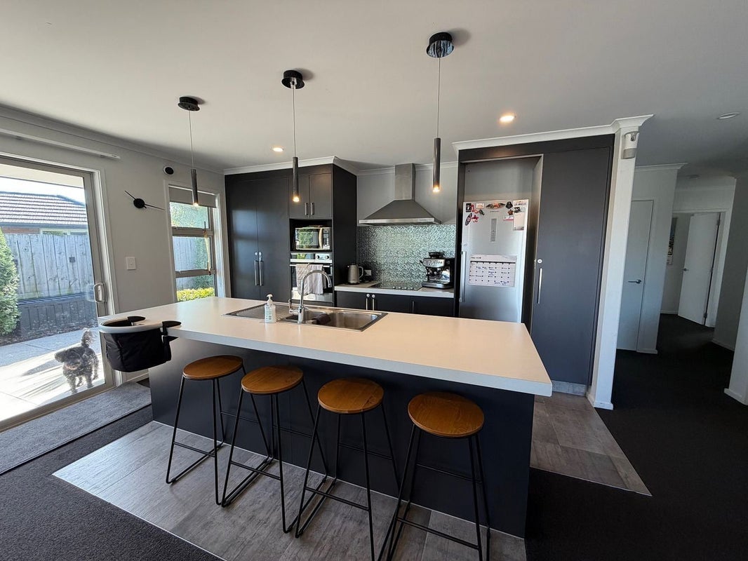 3 Leet Crescent, Papamoa Beach, Papamoa - Carousel 2