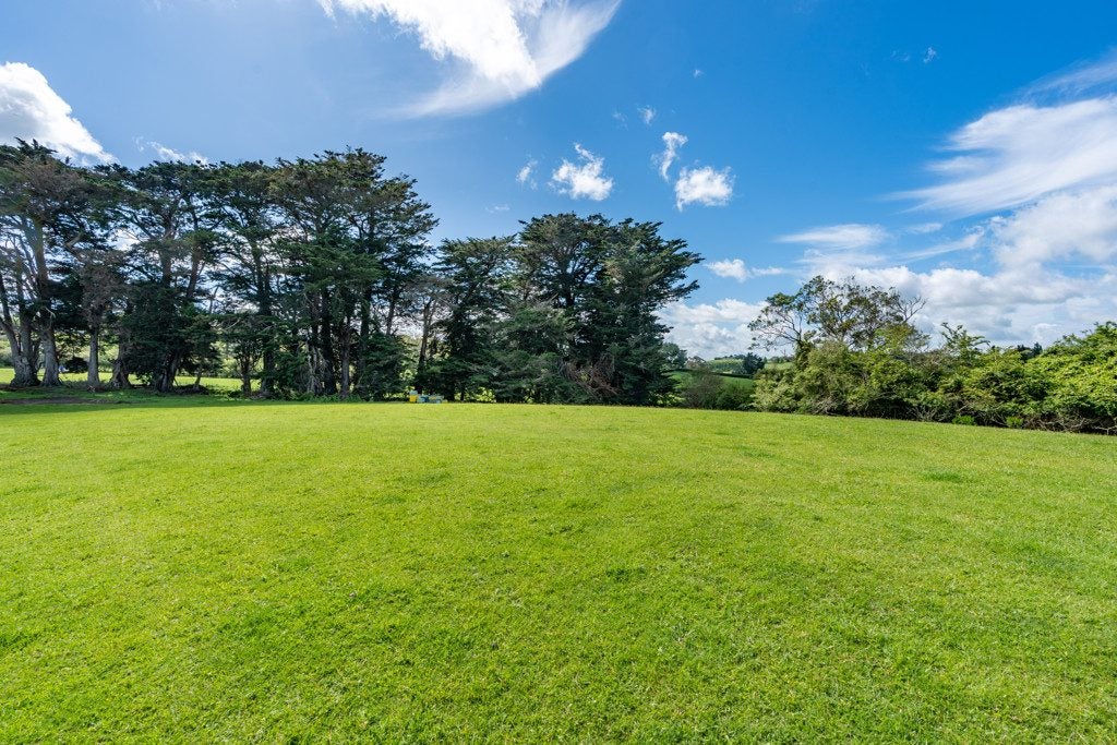 172 Foster Road, Temple View, Hamilton - Carousel 2