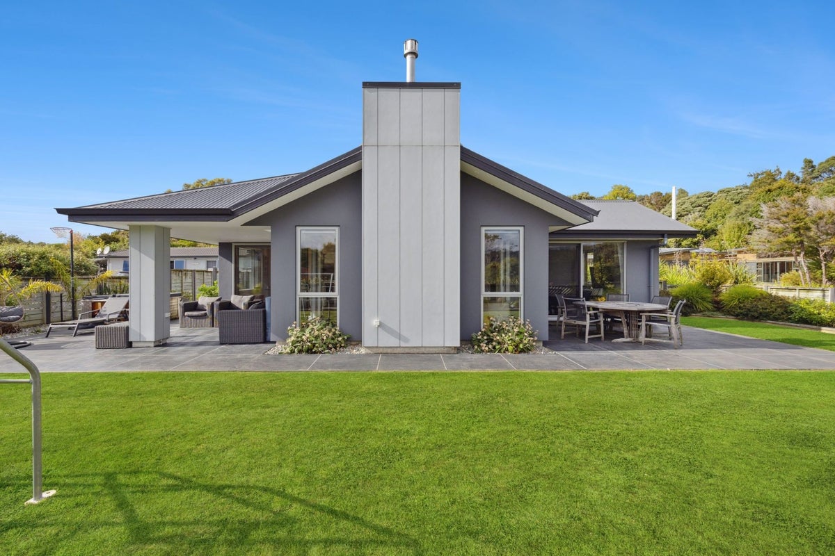 56 Parapara Beach Road, Takaka - Carousel 1