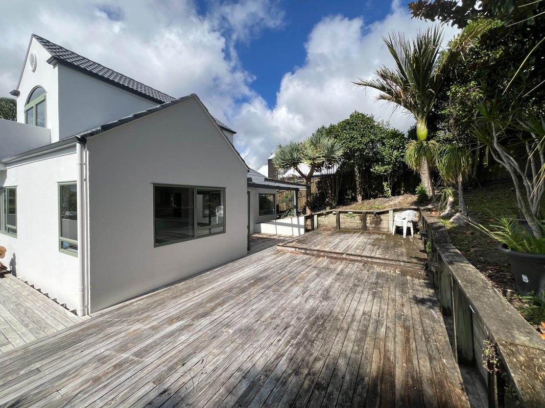 19 Lagoon Way, West Harbour, Auckland - Carousel 23