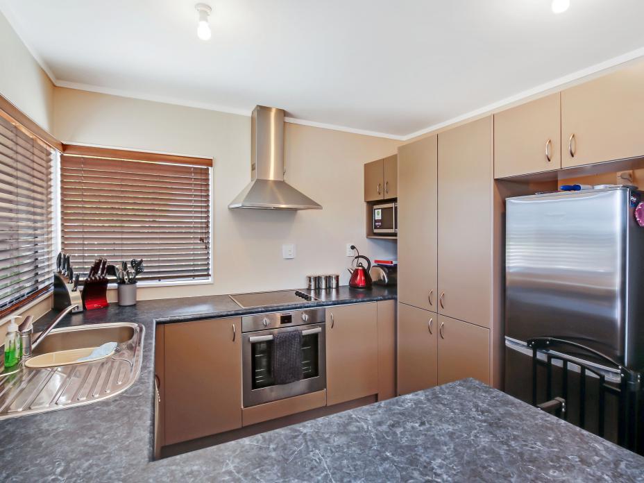1/43 ROSE ST, RANUI HEIGHTS, PORIRUA - Carousel 2