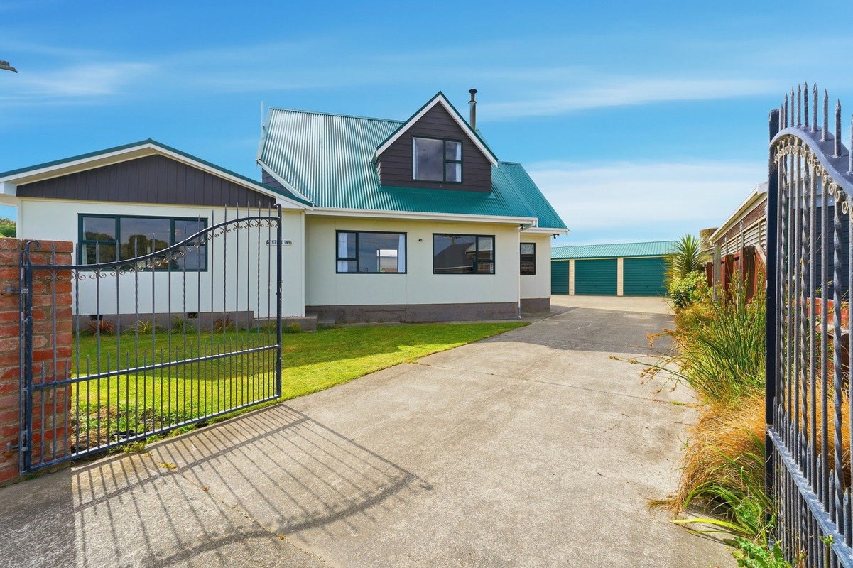 4 Pegasus Crescent, Motunau, Greta Valley - Carousel 1