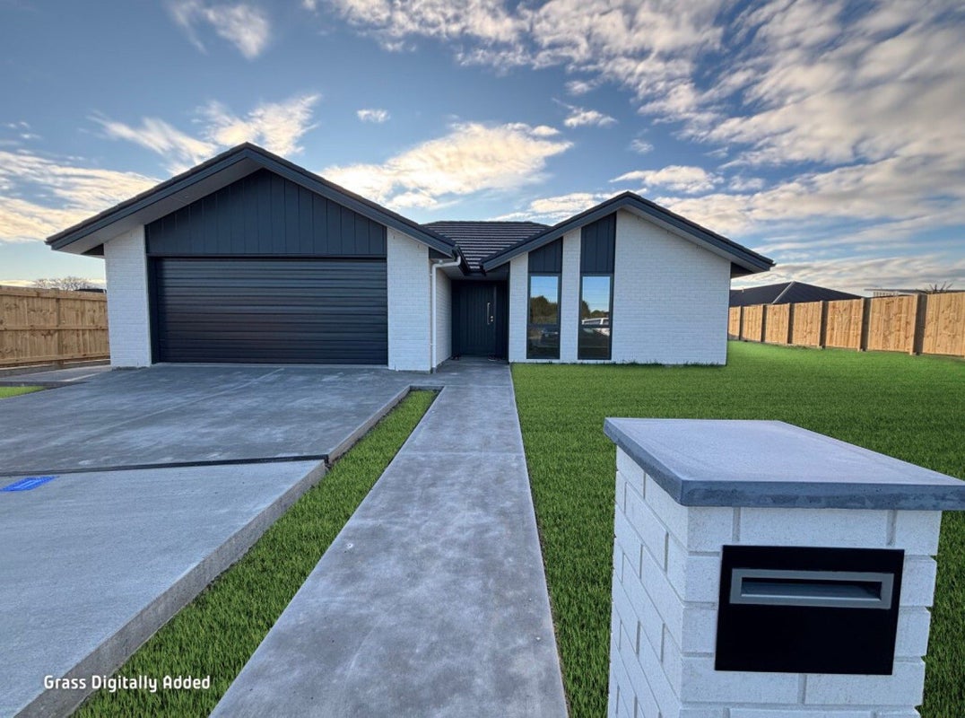 13 Corrib Grove, Milson, Palmerston North - Carousel 1