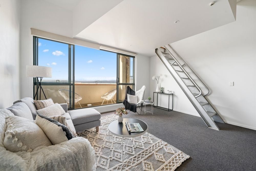 12/220 Thorndon Quay, Pipitea, Wellington - Carousel 1