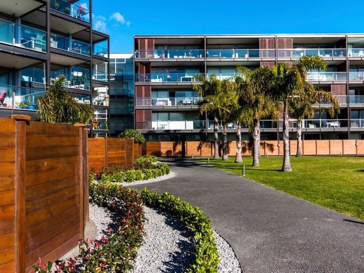 403C/14 West Quay, Ahuriri, Napier - Carousel 1