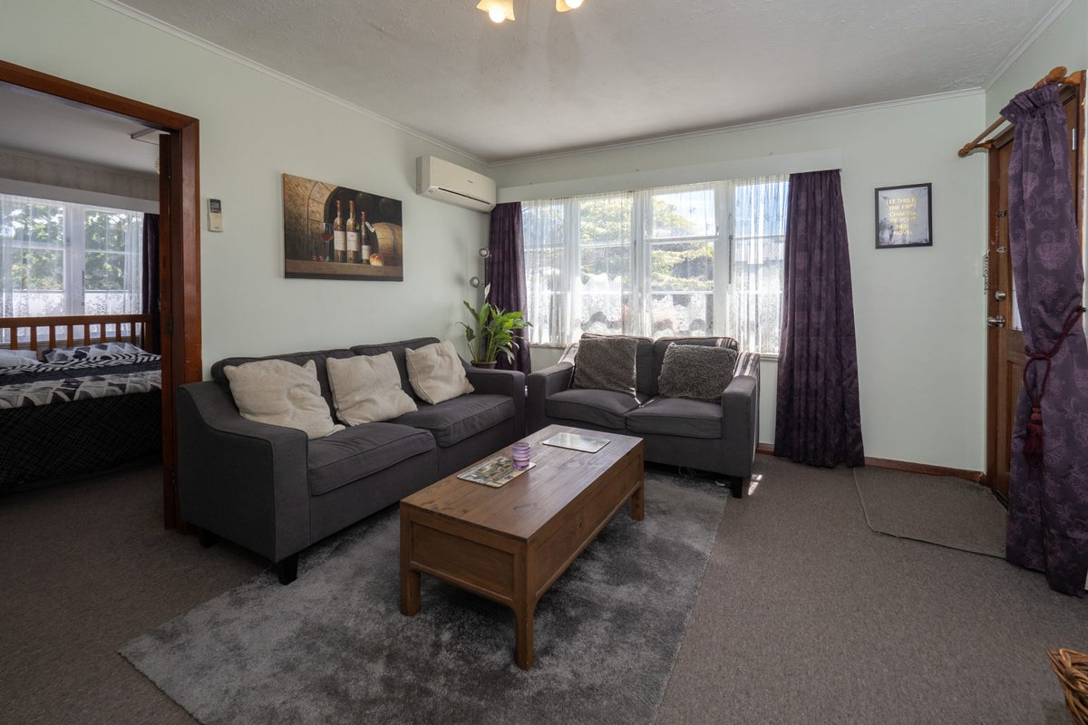 24 Beach Road, Hampstead, Ashburton - Carousel 2