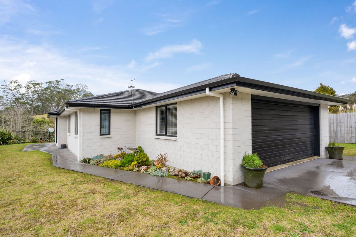 7 Thorntree Lane, Raumanga, Whangarei - Carousel 1