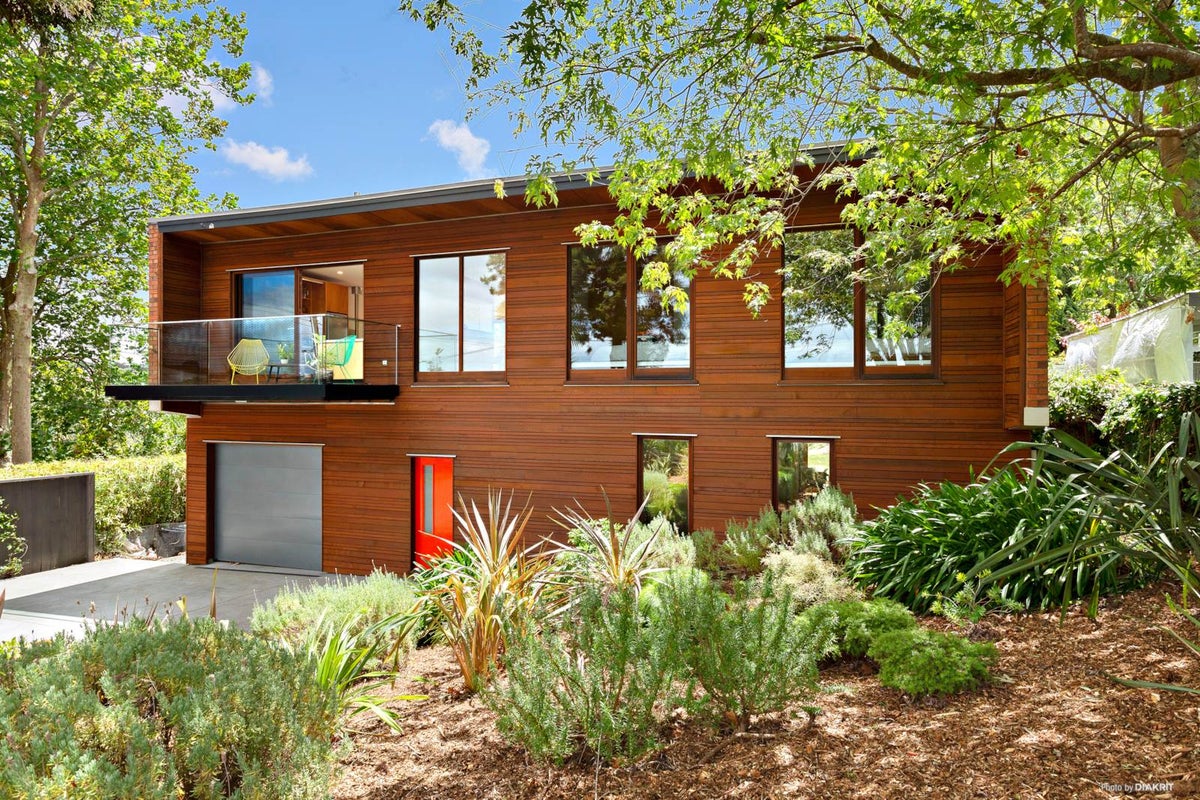 44 Woodlands Crescent, Browns Bay, Auckland - Carousel 2