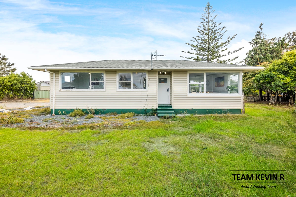 5 Tairere Crescent, Rosehill, Papakura - Carousel 2