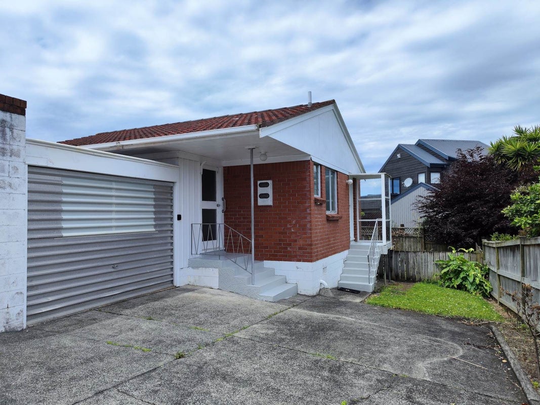 1/45 Parkhill Road, Howick, Auckland - Carousel 1