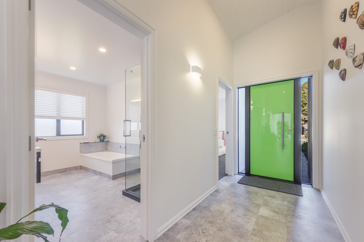 25 Kohikiko Place, Takaka - Carousel 2