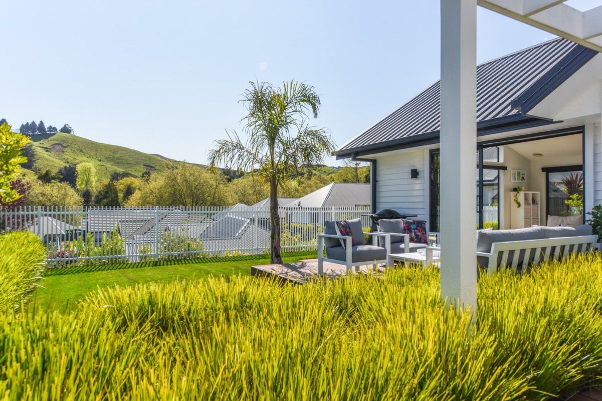 23 Village Lane, Stoke, Nelson - Carousel 2