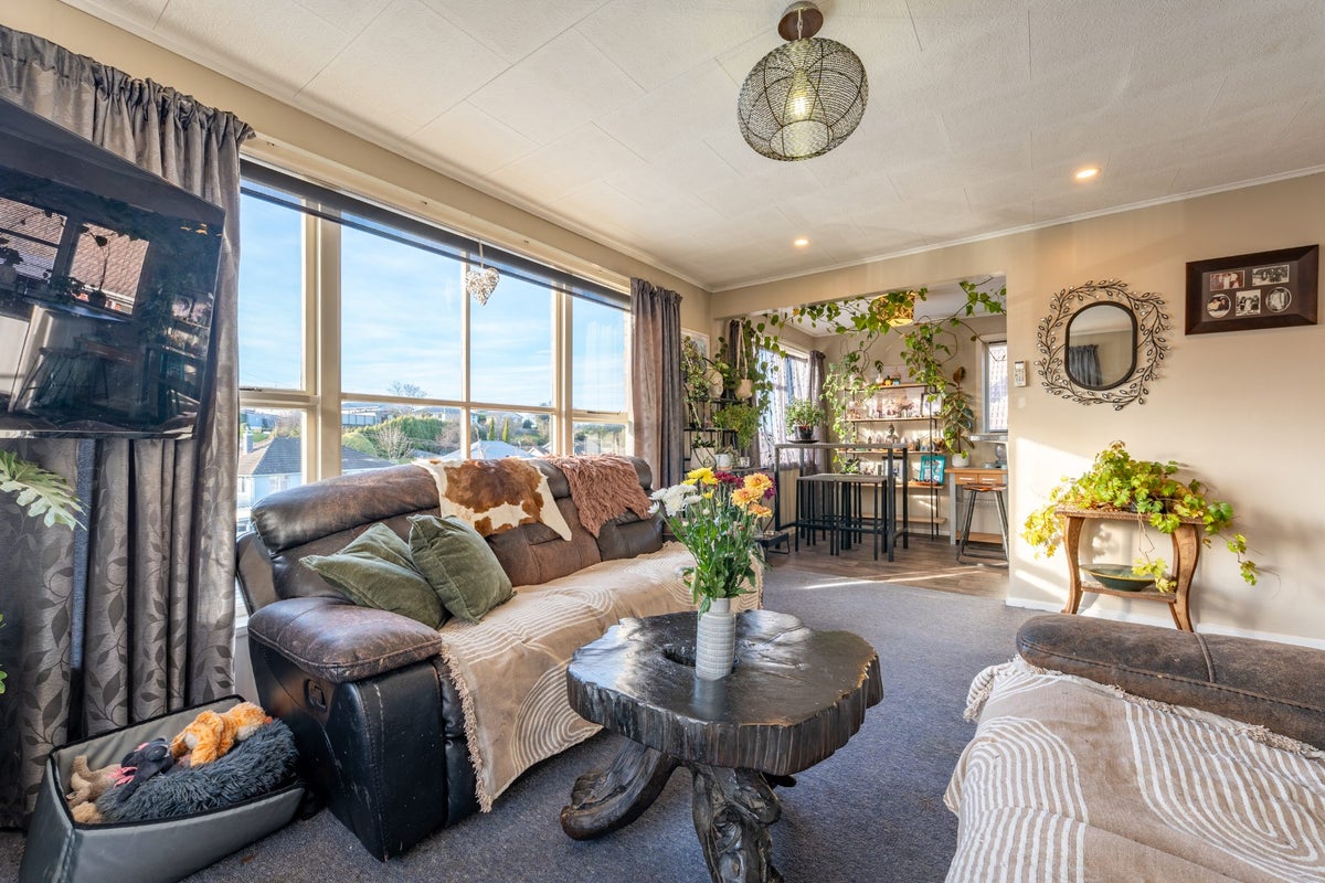 24 Pukaki Street, Glenwood, Timaru, Canterbury - Carousel 2