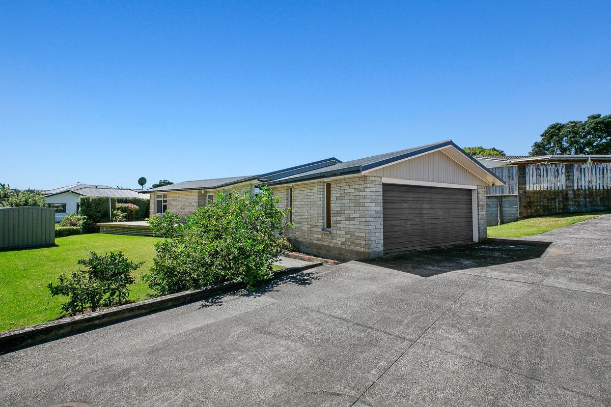 35 Lantana Avenue, Bell Block, New Plymouth - Carousel 2
