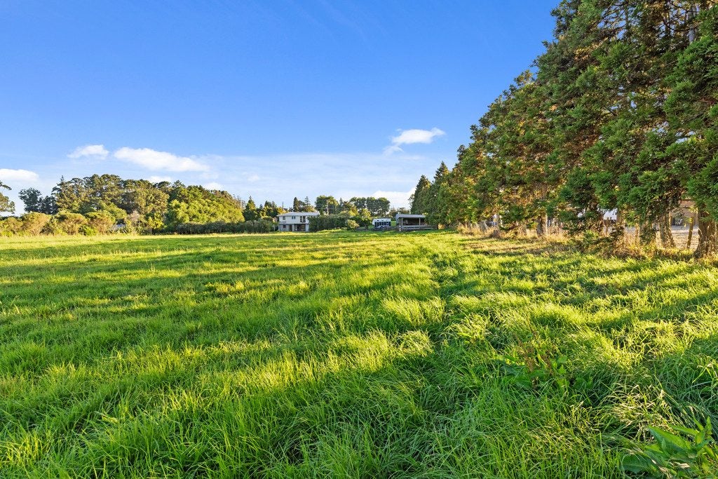 281 Riverhead Road, Riverhead, Riverhead - Carousel 22