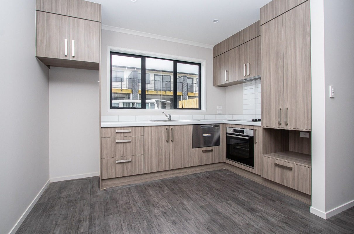 10/10 Charlemont Street, Whitiora, Hamilton - Carousel 2