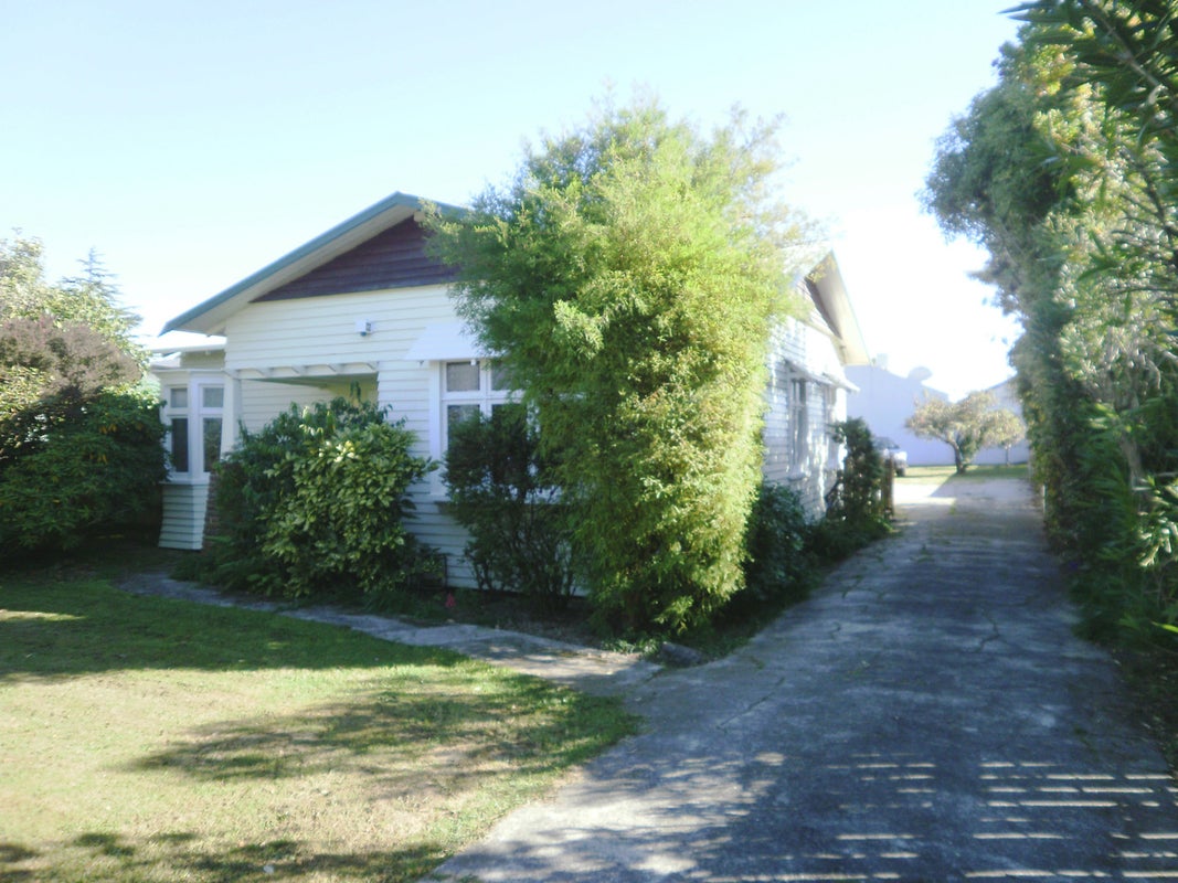131 Ferguson Street, West End, Palmerston North - Carousel 1