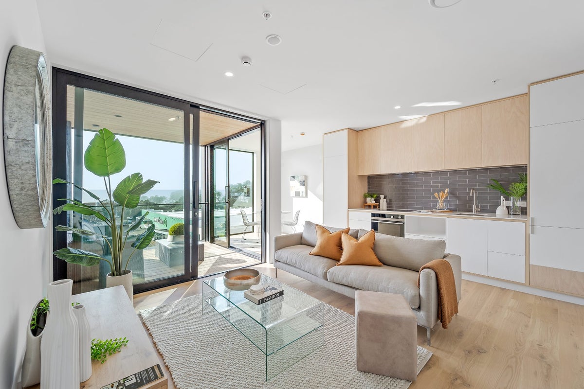 410/32 Anzac Road, Browns Bay, Auckland - Carousel 1