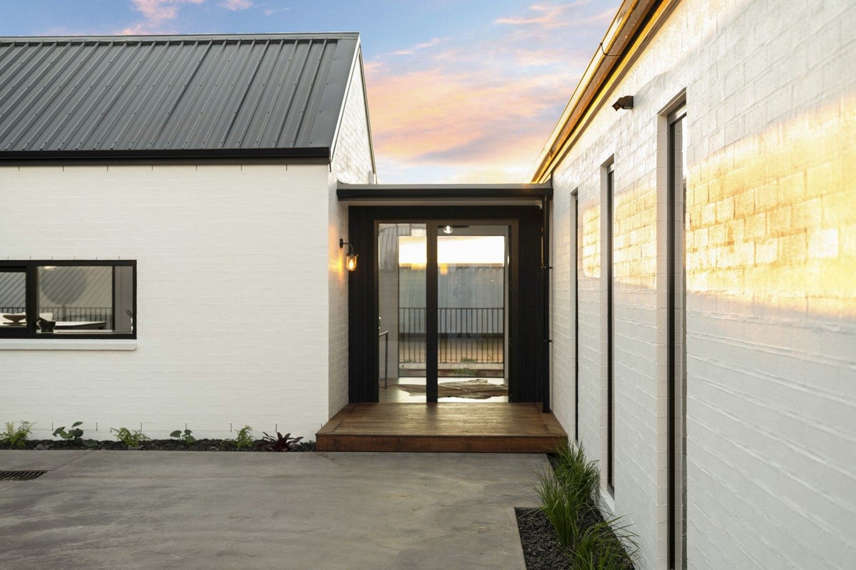 10 Kerr Crescent, Patumahoe, Pukekohe - Carousel 2