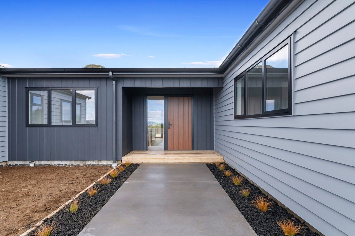 14 Dibley Drive, HAMURANA - Carousel 2