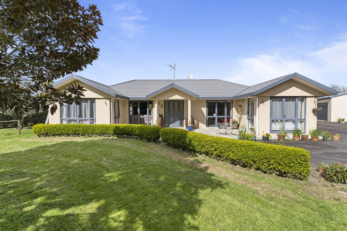 165 Colombo Road, Waiuku, Waiuku - Carousel 1