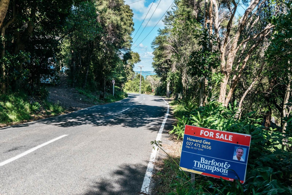 12 O'brien Road, Omiha, Waiheke Island - Carousel 16