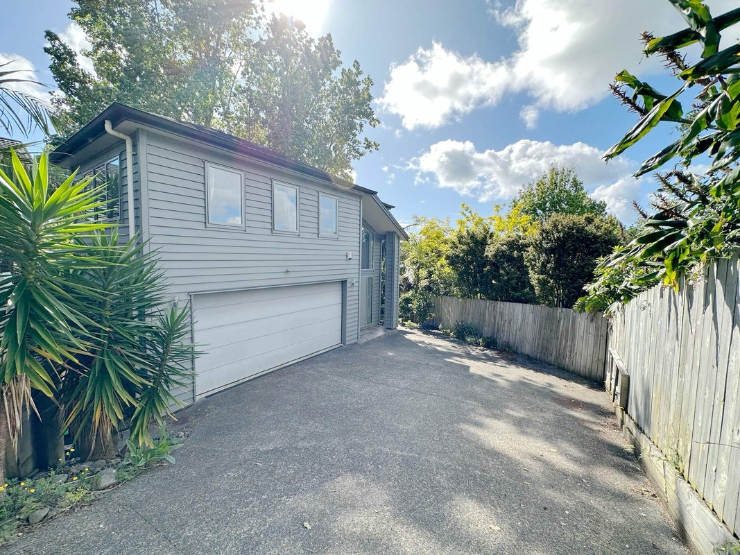 136B Glamorgan Drive, Torbay, Auckland - Carousel 1