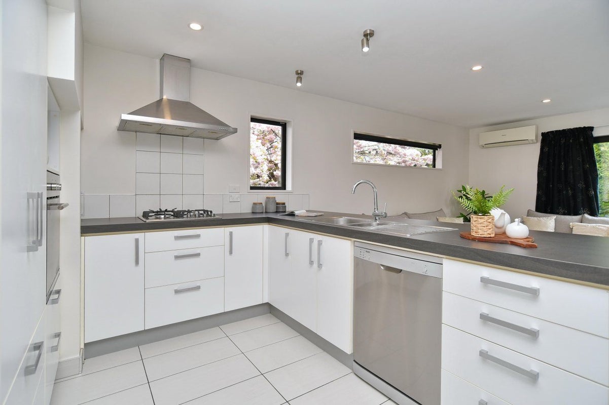 104 North Avon Road, Richmond, Christchurch - Carousel 2