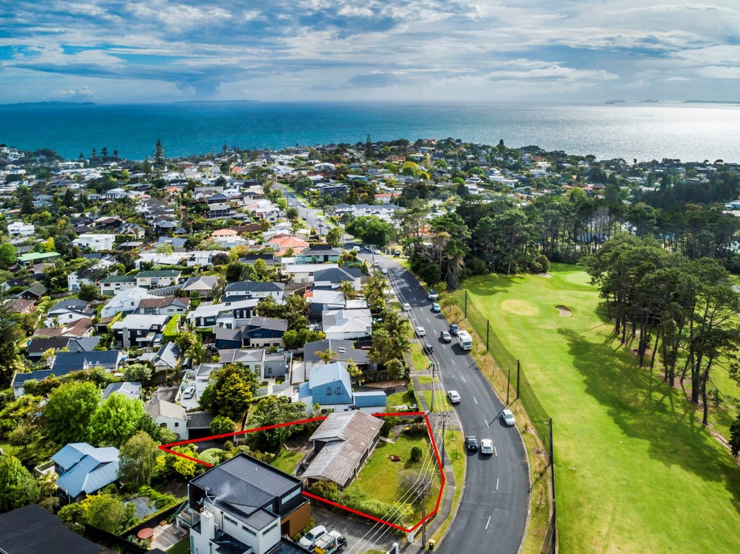 127 Kowhai Road, Mairangi Bay, Auckland - Carousel 2