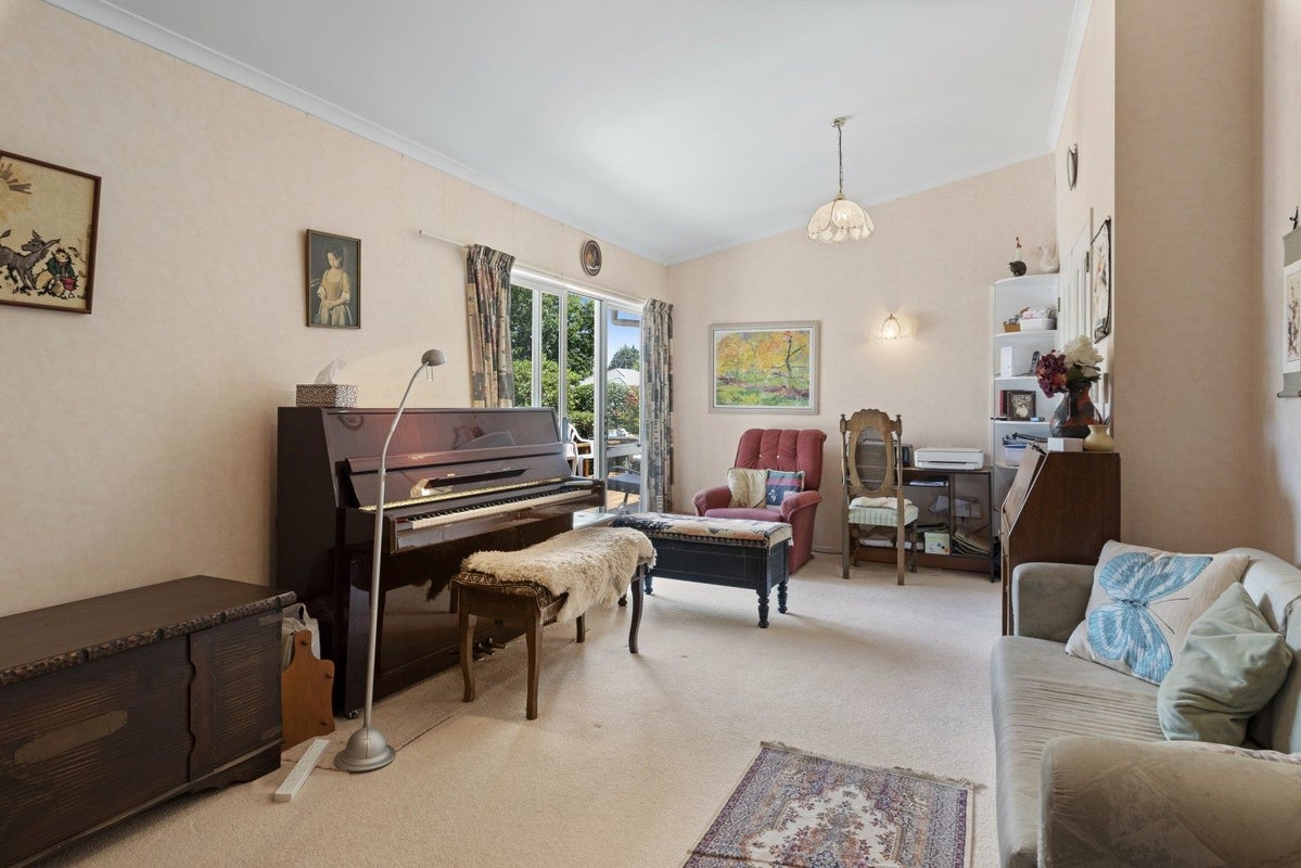 77 Parker Avenue, Levin, Levin - Carousel 2