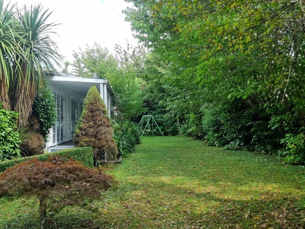 33 Milne Road, Mangakakahi, Rotorua - Carousel 1