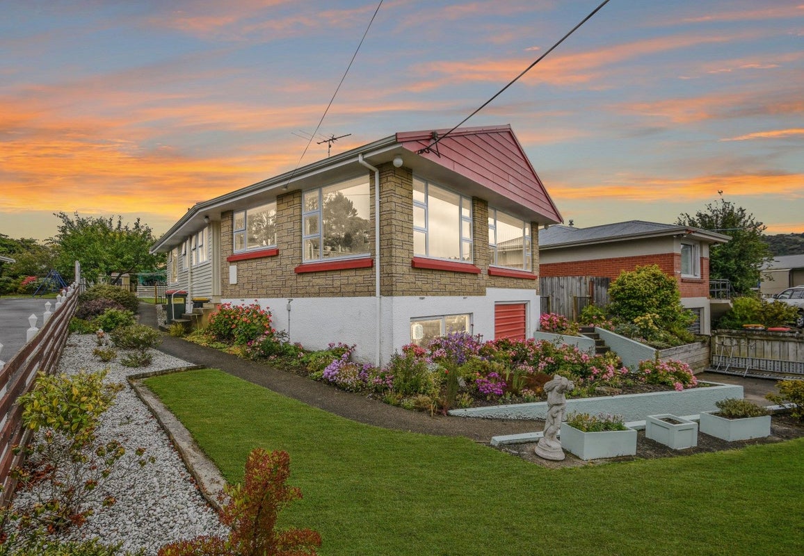 35 Kennedy Road, Fairfield, Dunedin - Carousel 1