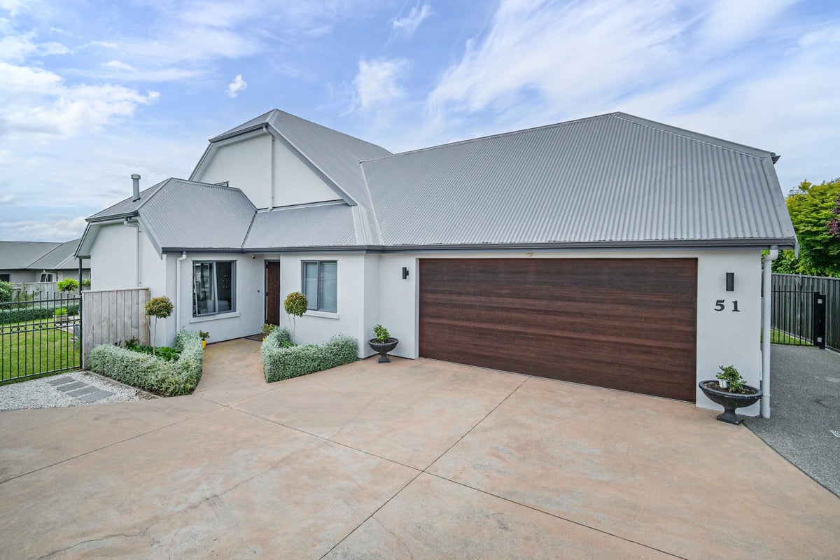 51 Russell Robertson Drive, Havelock North, Havelock North - Carousel 1