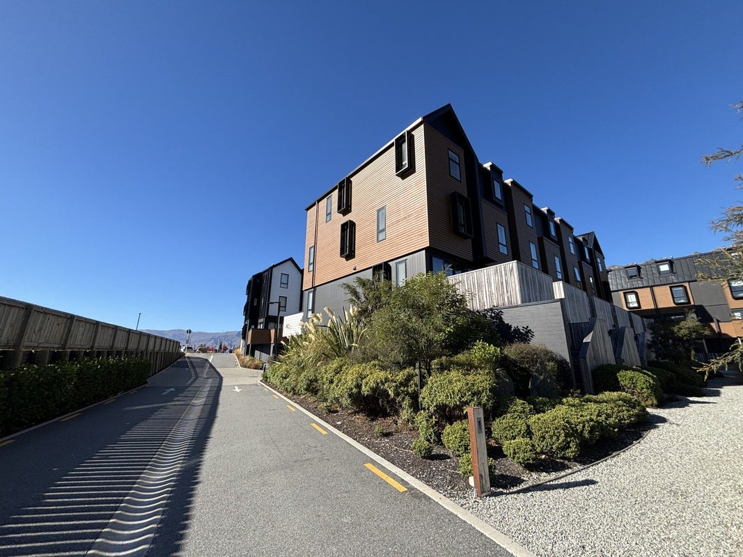 25 Cable Lane, Frankton, Queenstown - Carousel 1