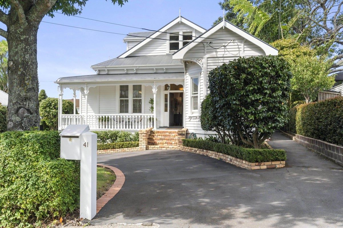 41 Wapiti Avenue, Epsom, Auckland - Carousel 1