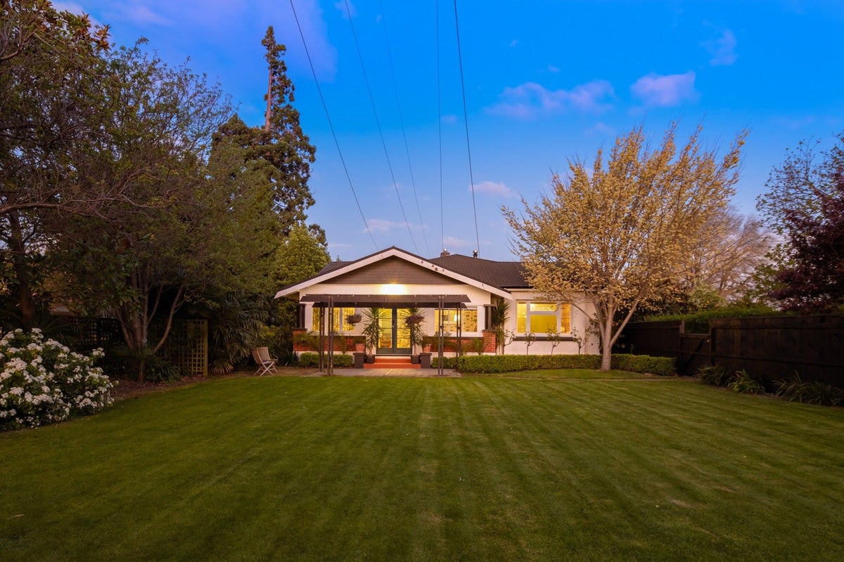 27 Percy Street, Blenheim - Carousel 29