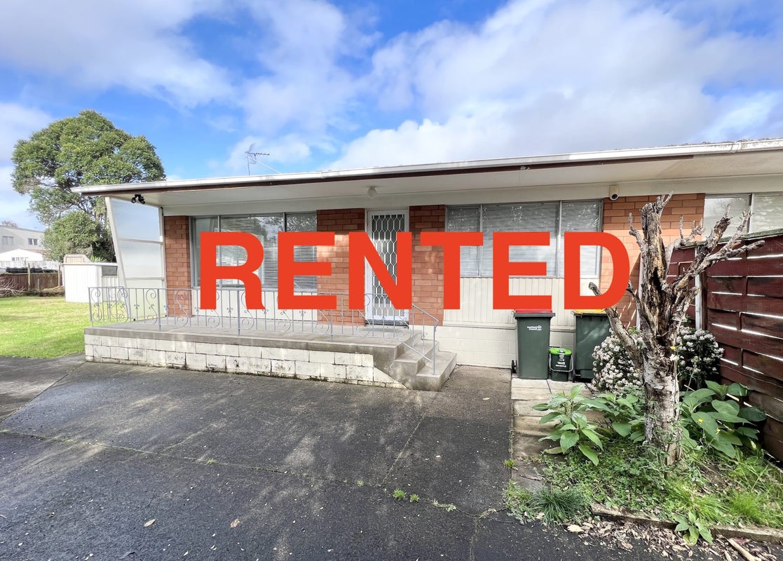 2/3 Pinedale Place, Henderson, Auckland - Carousel 1