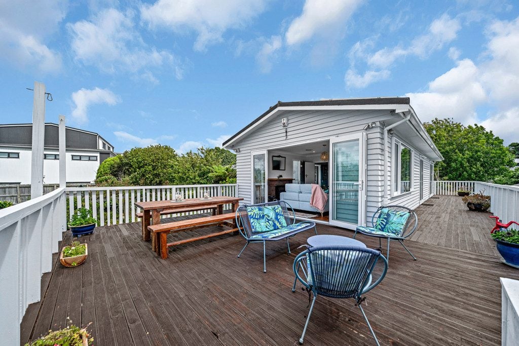 43 Waimumu Road, Massey, Auckland - Carousel 2