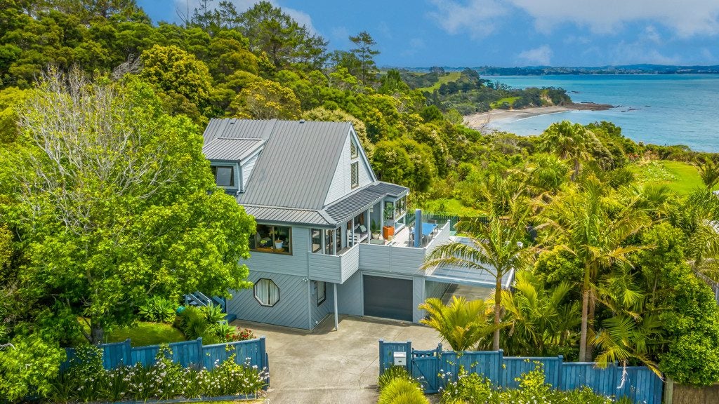 4 Siesta Terrace, Gulf Harbour, Whangaparaoa - Carousel 1
