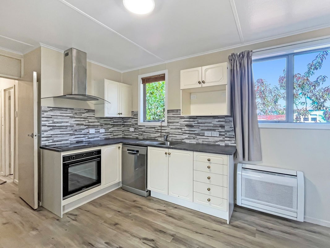 9B Strickland Street, Sydenham, Christchurch - Carousel 2