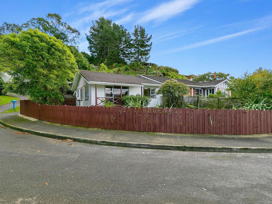 54B Westhaven Drive, Tawa, Wellington - Carousel 16