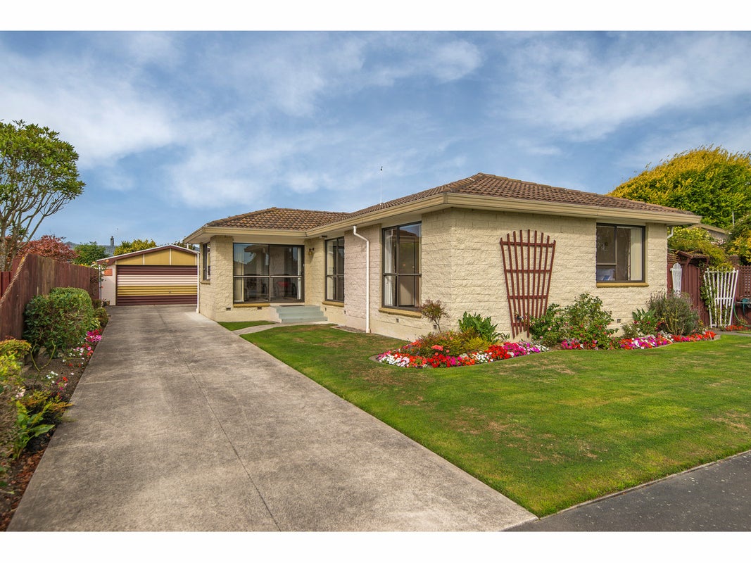 23 Te Maru Place, Redwood, Christchurch - Carousel 1