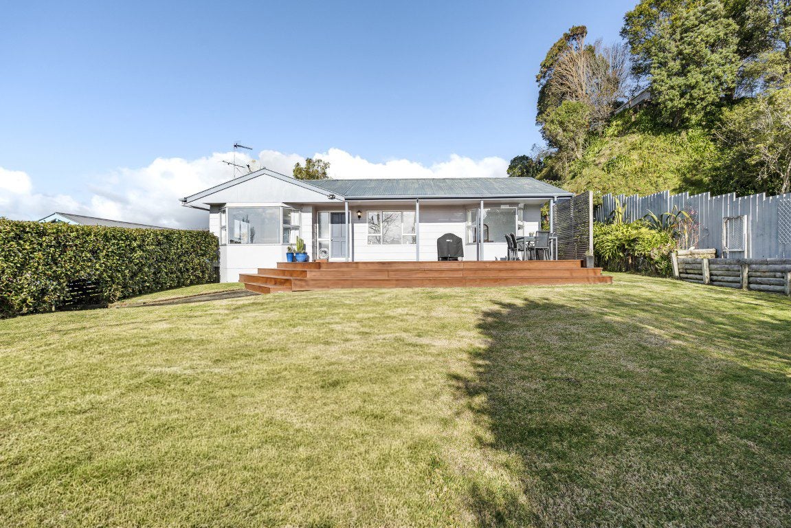 27A Salcombe Terrace, Welbourn, New Plymouth - Carousel 1