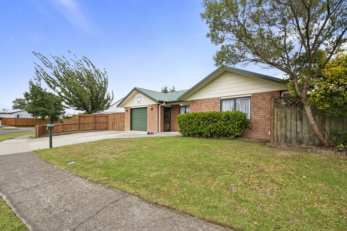 71 Hillcrest Drive, Kelvin Grove, Palmerston North - Carousel 25