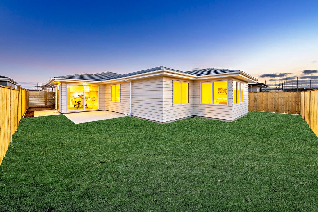11 Kapia Drive, Takanini, Auckland - Carousel 13