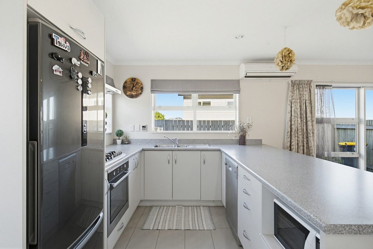 194 Mark Avenue, Grenada Village, Wellington - Carousel 2