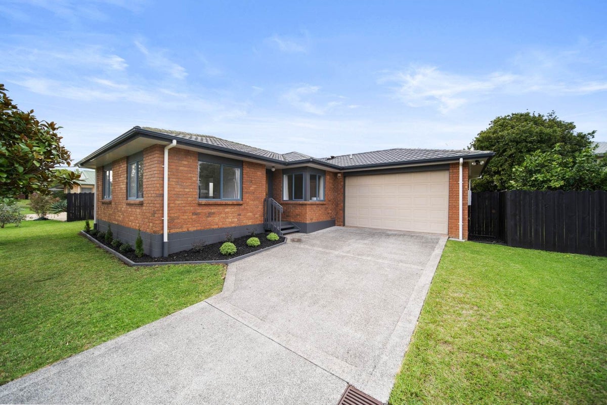 16 Eastland Road, Flat Bush, Manukau City, Auckland - Carousel 25
